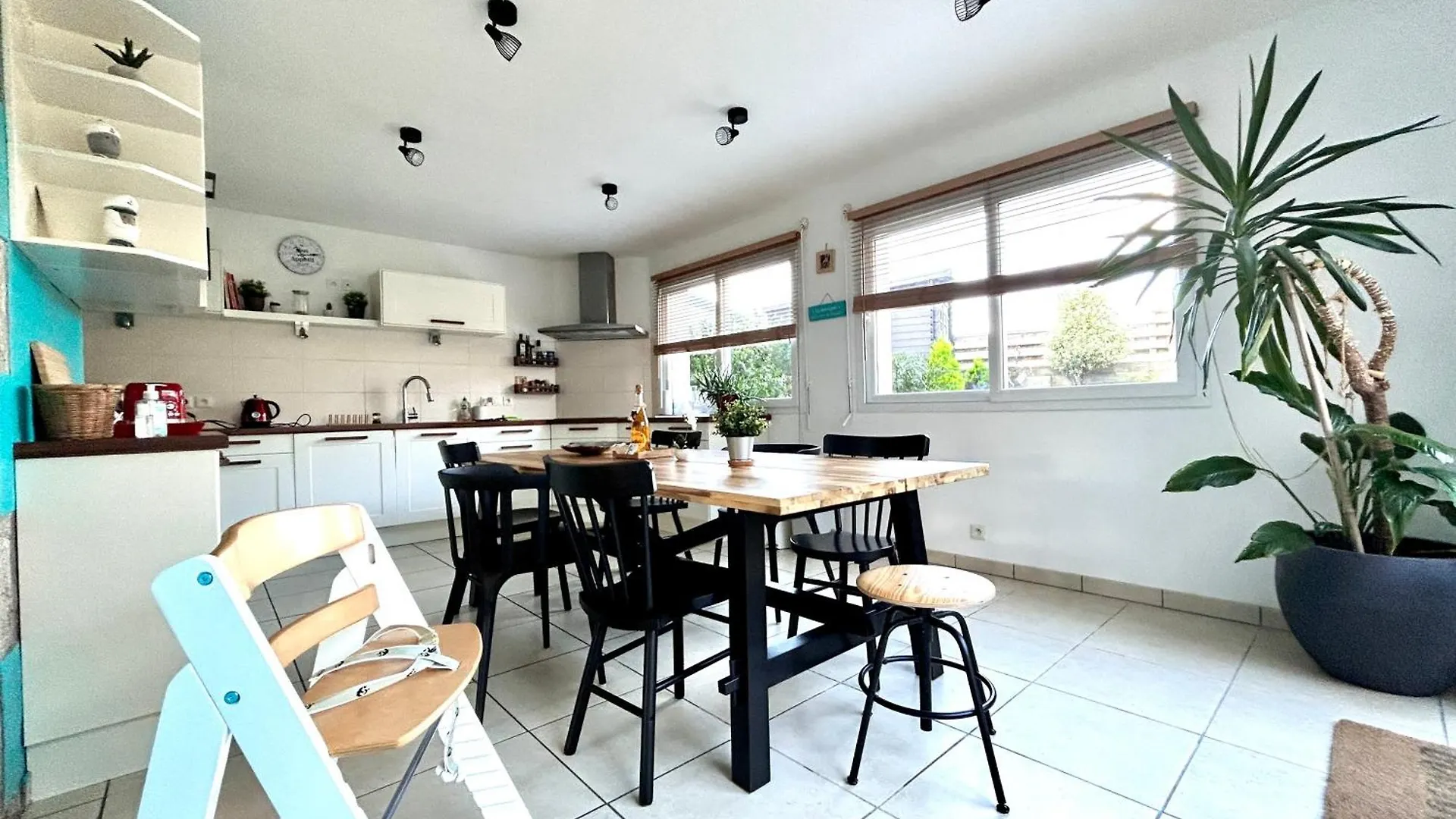 Holiday home Orloucie - Gite En Ville, Calme Entre Abers Et Mer Lannilis